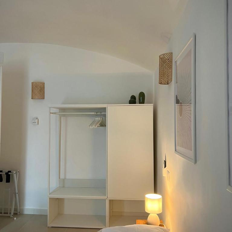 Badri - Double Room with Balcony - 4