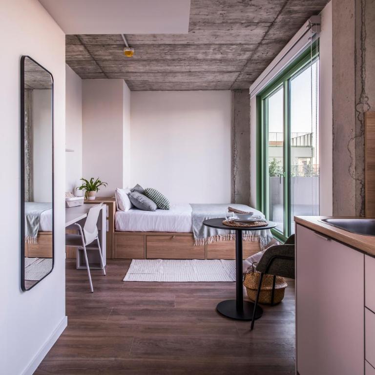 aparto Cristóbal de Moura Hall of residence - ONLY FOR STUDENTS IN BARCELONA - Superior Studio - 9