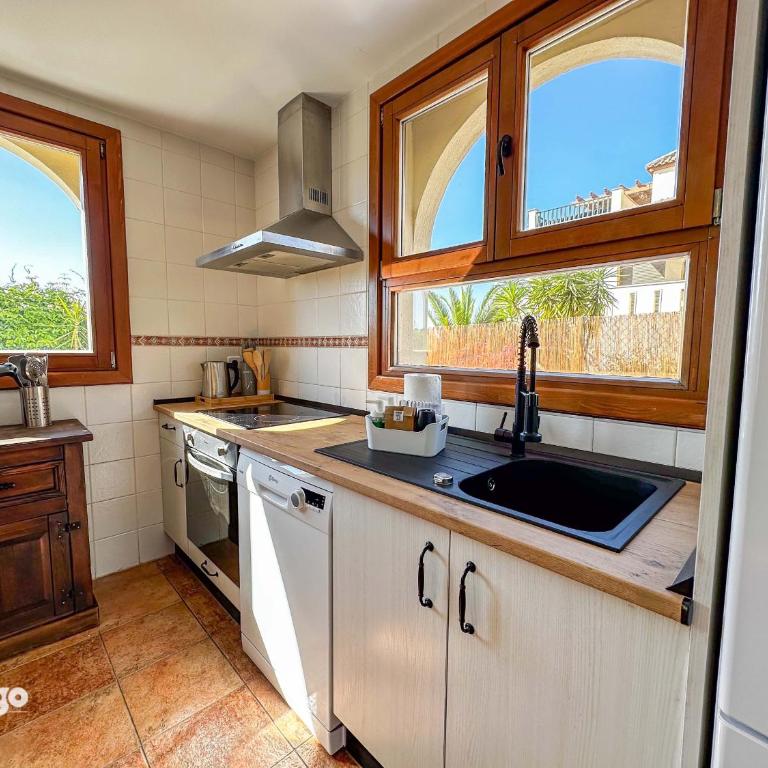 Spacious Townhouse - Private Patio Oasis - FRE01 - Casa de 3 dormitorios - 13
