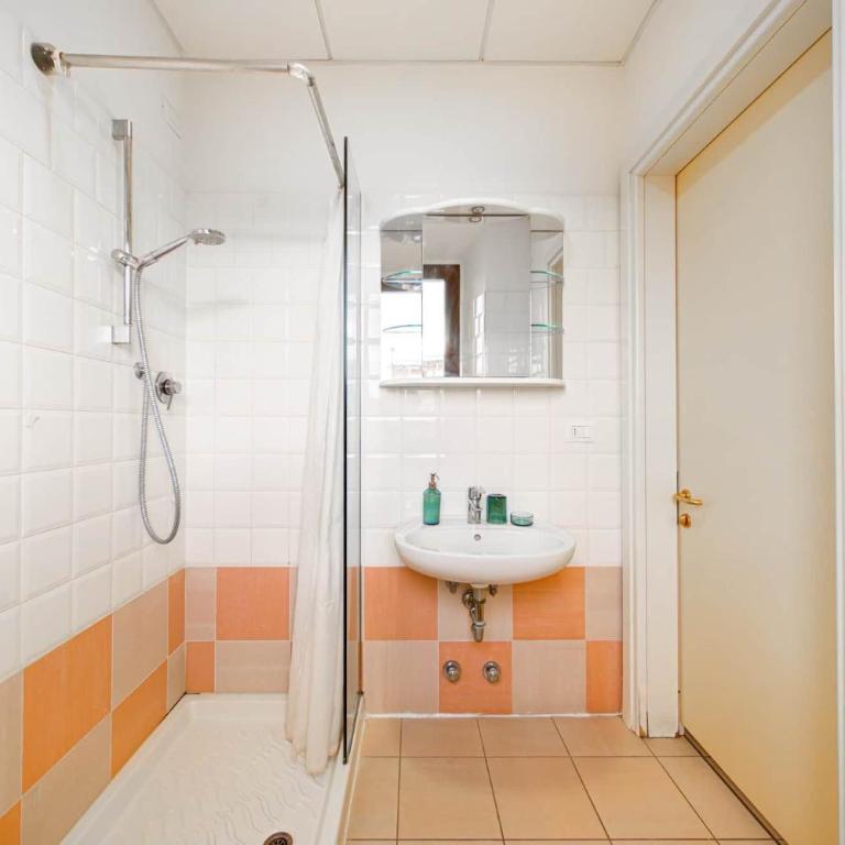 Il Villaggio di ABITABO - Camera Doppia con Letti Singoli con Bagno Privato - 3