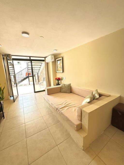 Suite en zona exclusiva - Apartamento de 1 dormitorio - 12