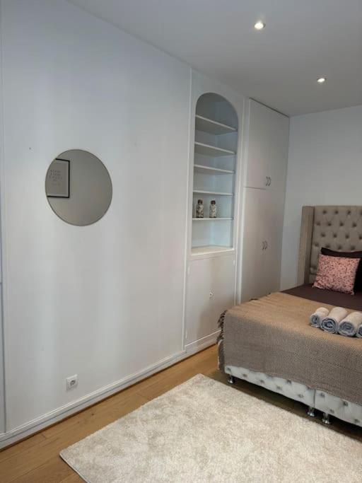 Charmant Appartement au Moulin Rouge - Appartement 1 Chambre - 7