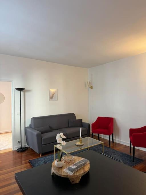 Charmant Appartement au Moulin Rouge - Appartement 1 Chambre - 12