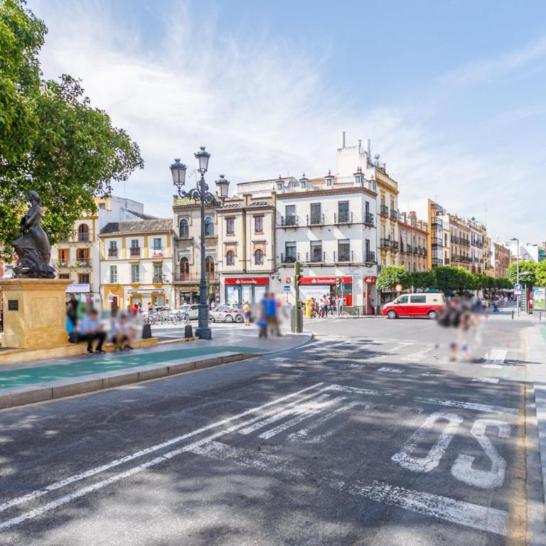 Amplísimo apartamento de diseño nuevo en el corazón de Triana, Parking included - Apartamento de 2 dormitorios - 32