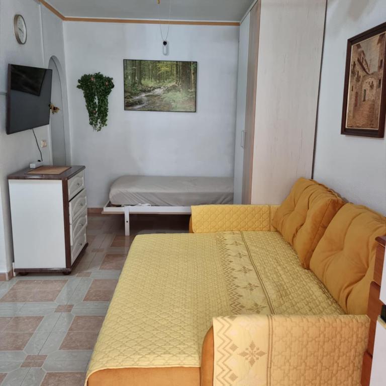 Nice studio,10 min to Del Cura beach with swim.pool - Studio Apartment - 15
