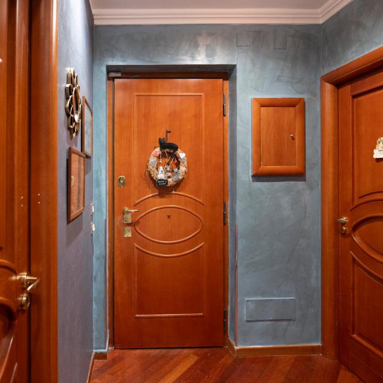 Interno 6 - Camera Matrimoniale con Bagno Privato - 23