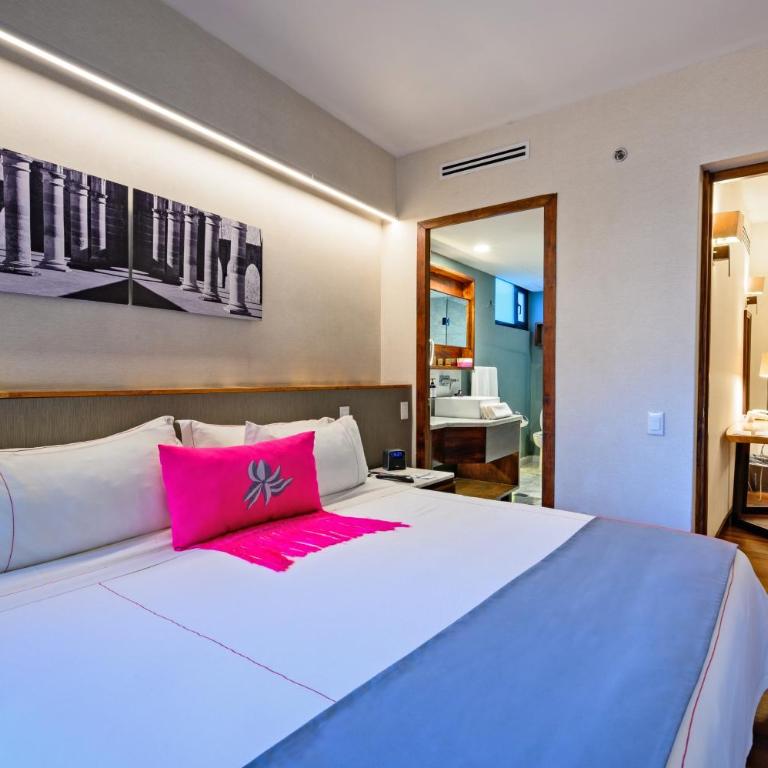 Las Suites Campos Eliseos - Two-Bedroom Suite - 3