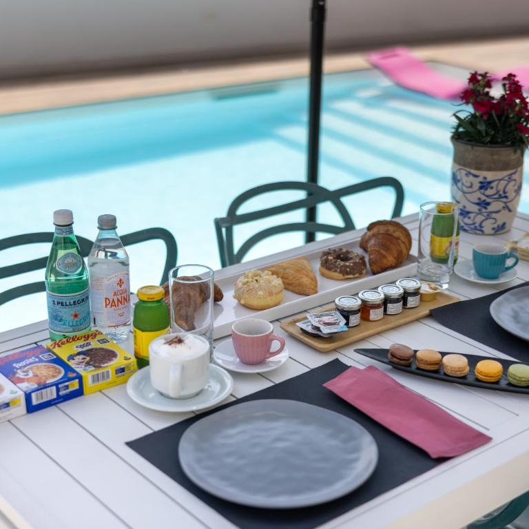 Tropicana Suite - Adults Only - Camera King con Vista Piscina - 7