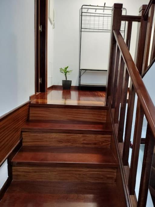 A 100 metros Catedral, 3º -Galería -Duplex - Two-Bedroom Apartment - 43