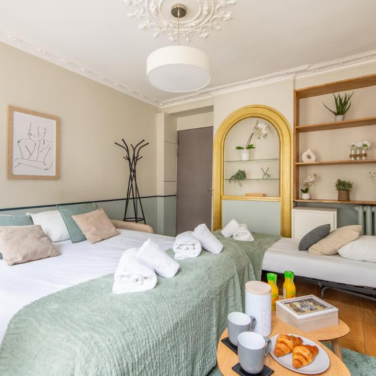 Modern spacious studio only 1 minute away from the Place de la République - Studio Deluxe - 24