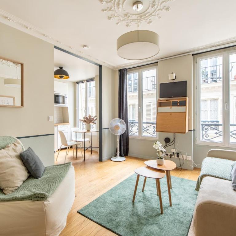 Modern spacious studio only 1 minute away from the Place de la République - Studio Deluxe - 16