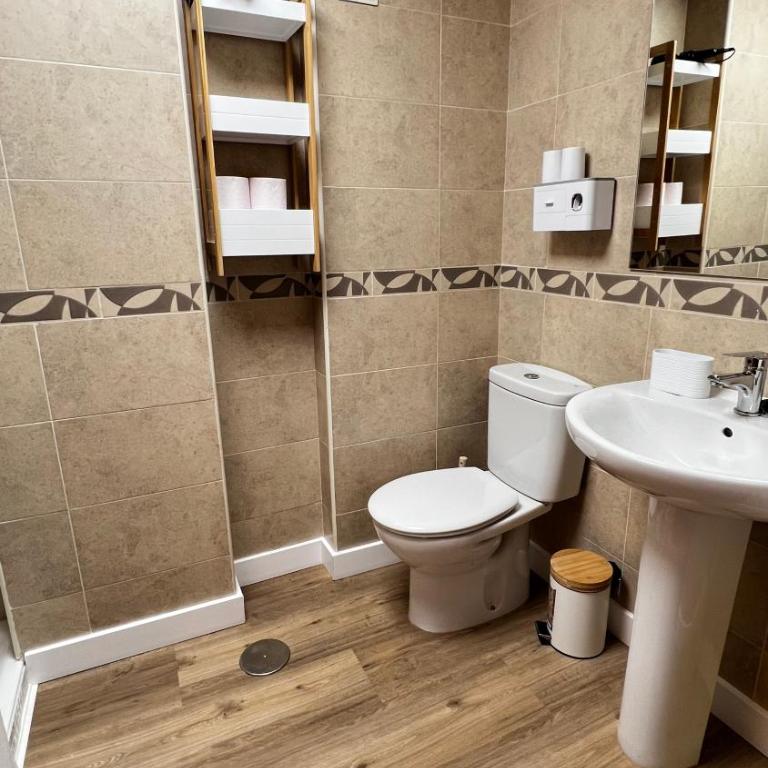 Que vistas - Two-Bedroom Apartment - 15