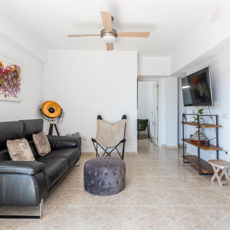 Amazing 2 bedrooms apartment in Marbella Centre - Two-Bedroom Apartment with Terrace - 9