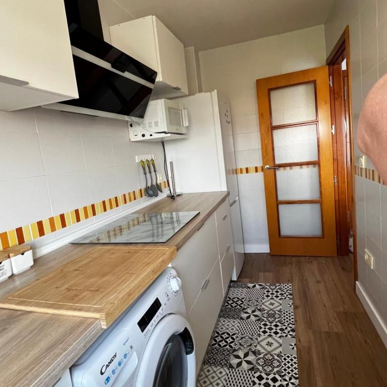 Que vistas - Two-Bedroom Apartment - 9