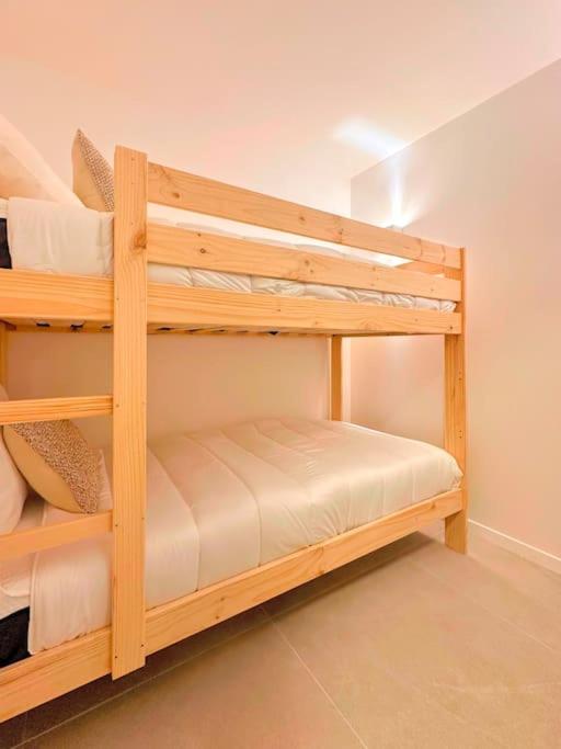 Vue mer - Refait à neuf - Clim - Parking - 4 personnes - Appartement 2 Chambres - 33