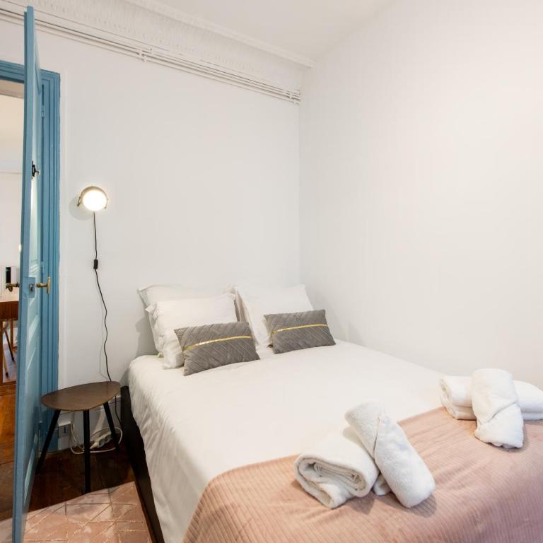 Stylish 2-bedroom apartment near the famous Moulin Rouge - Appartement 2 Chambres - 32