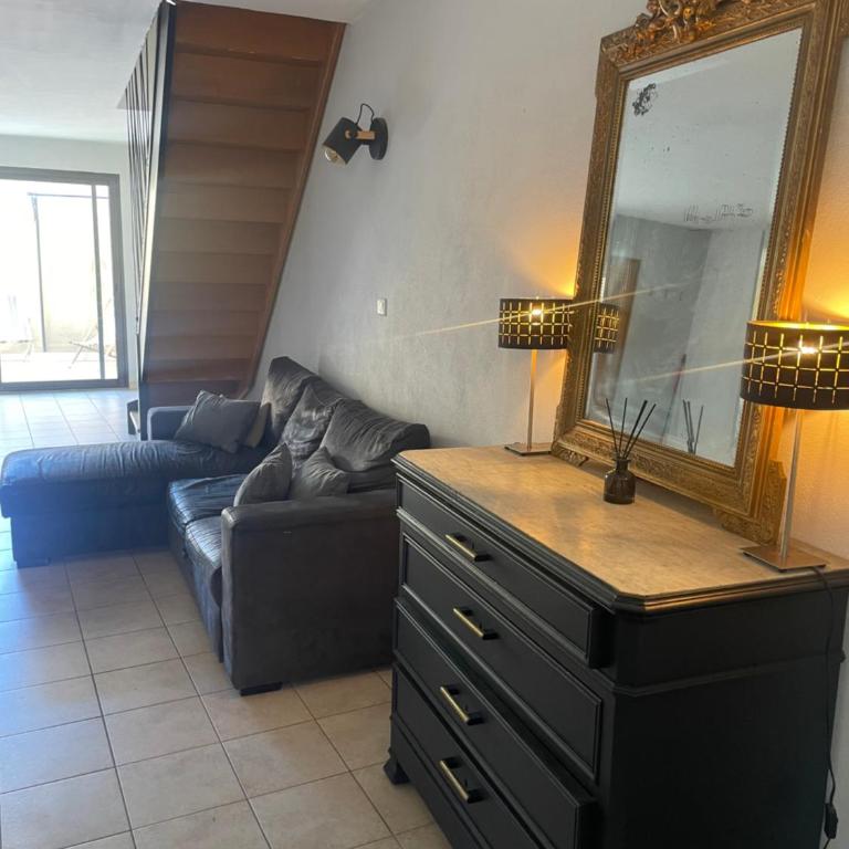 Maison de village avec jacuzzi et garage - Casa de 2 dormitorios - 14