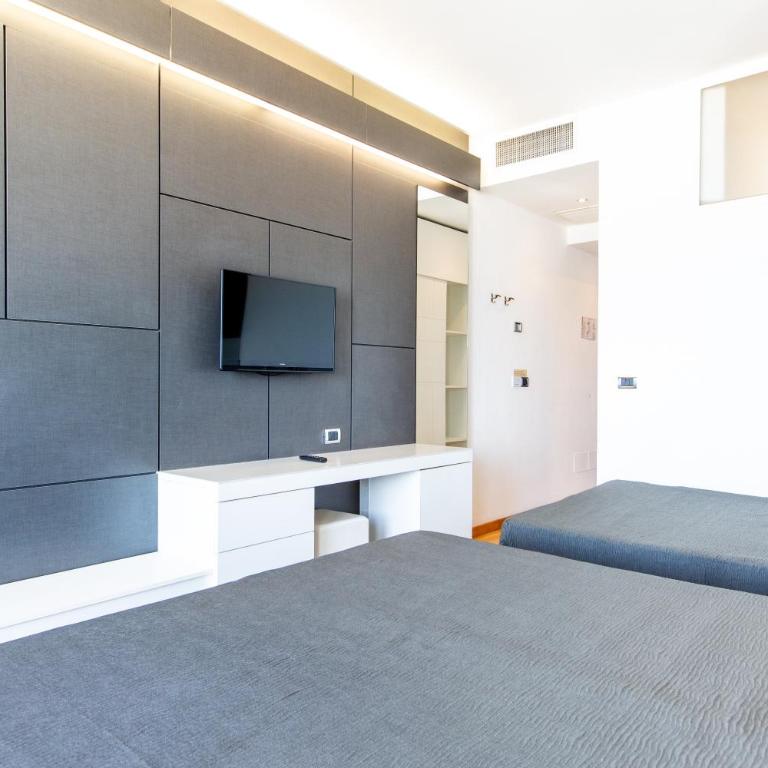 Hotel Baltic Riccione-Fronte Mare - Quadruple Room with Sea View - 12