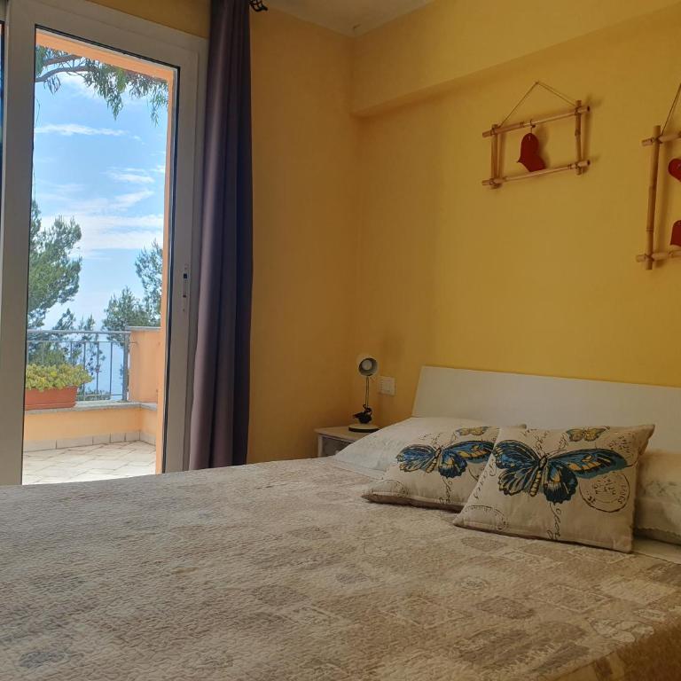 Sunshine Home - Appartamento con 2 Camere da Letto - 12