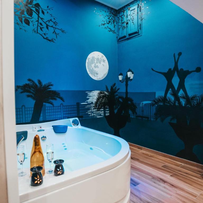 Moon Suite - Taranto Centro - Vasca Idromassaggio - One-Bedroom Apartment - 1