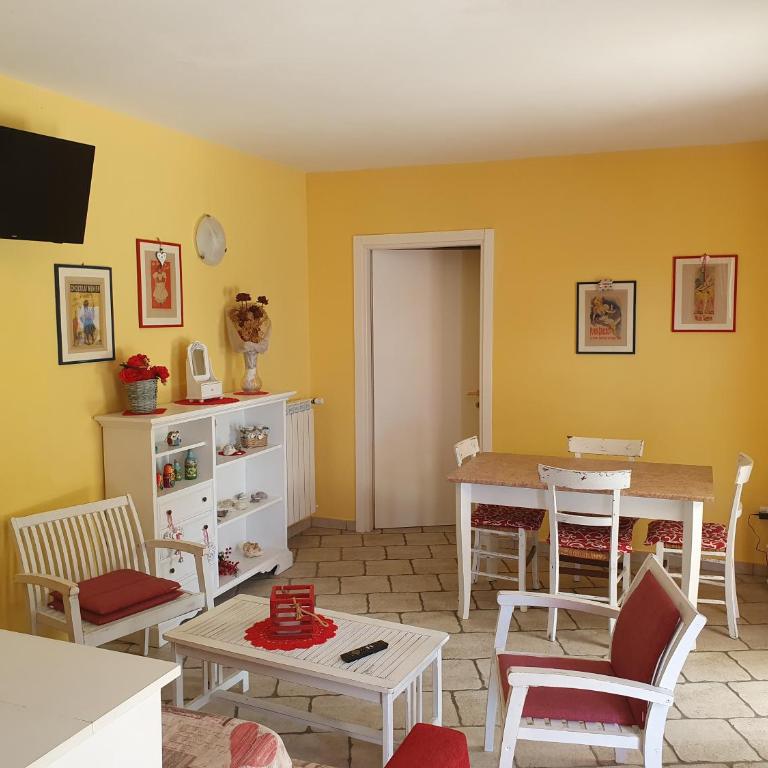 Sunshine Home - Appartamento con 2 Camere da Letto - 9