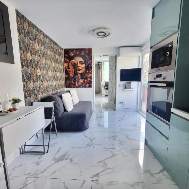 New Attic with Terrace and Air Conditioning at Las Canteras Beach Parking Optional - Apartamento de 1 dormitorio - 3