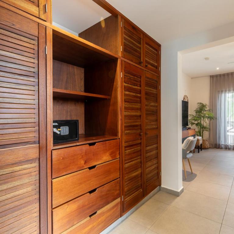 Casa Seven Ocean Front with Private C hef Included - Villa - 11