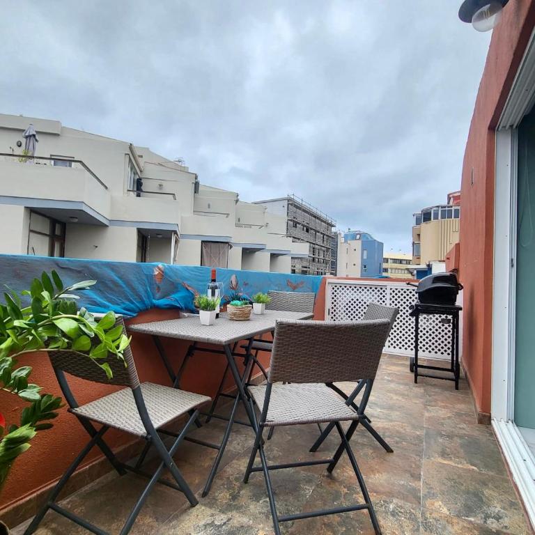 New Attic with Terrace and Air Conditioning at Las Canteras Beach Parking Optional - Apartamento de 1 dormitorio - 21