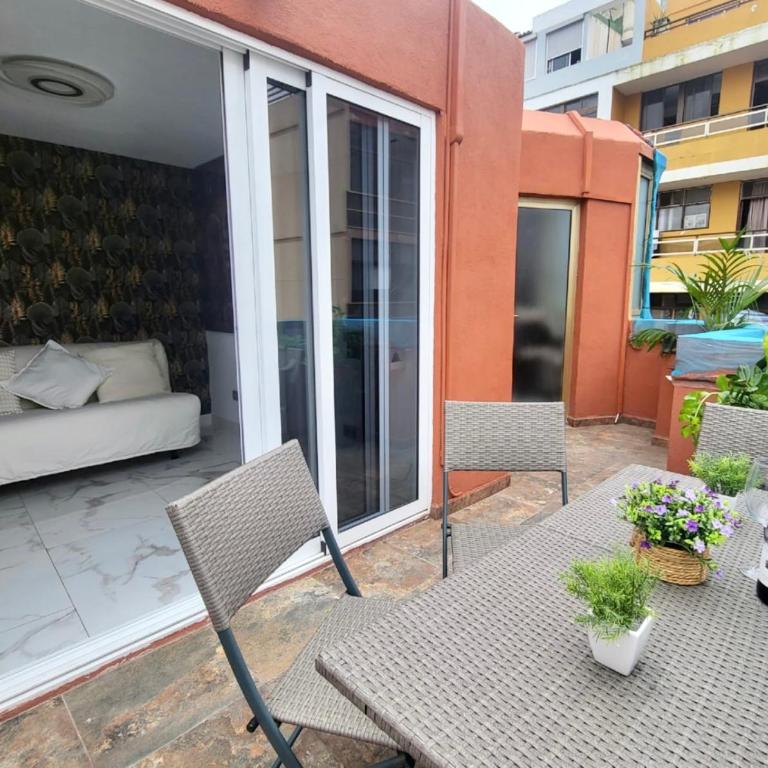New Attic with Terrace and Air Conditioning at Las Canteras Beach Parking Optional - Apartamento de 1 dormitorio - 20