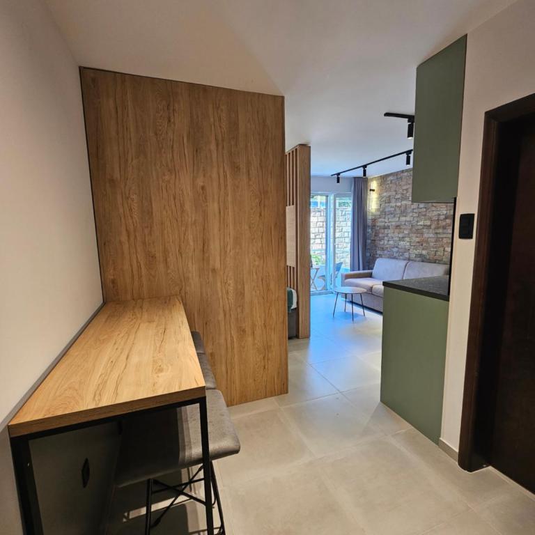 Anja & Ogo apartments with Pool 2 - Studio Apartment with Balcony - 7