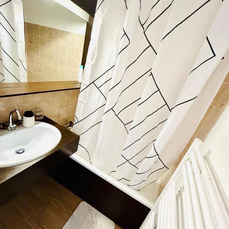 Appartement LOU pied de piste Chamrousse - Appartement 2 Chambres - 6