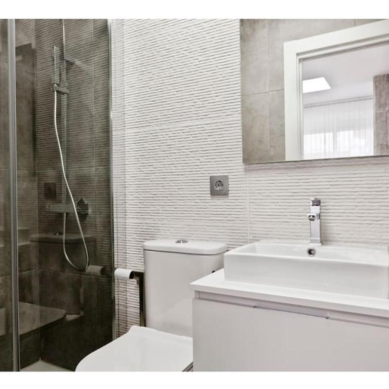 Centro-Playa del Faro - Two-Bedroom Apartment - 9