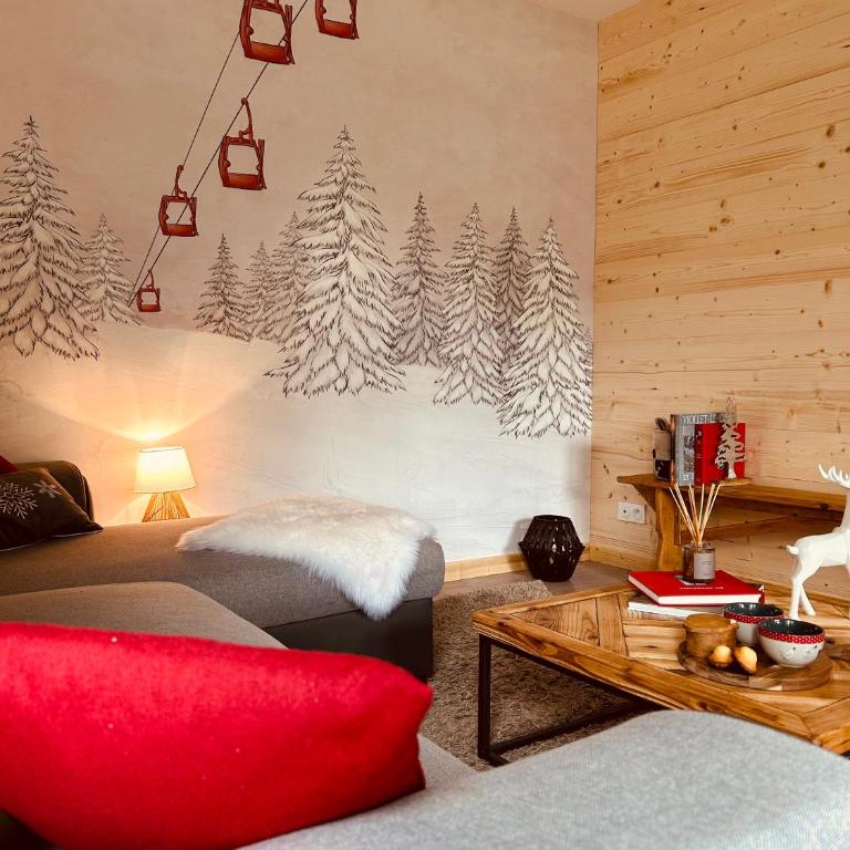 Appartement situé en rez de jardin avec piscine privée en été - Two-Bedroom Apartment - 1