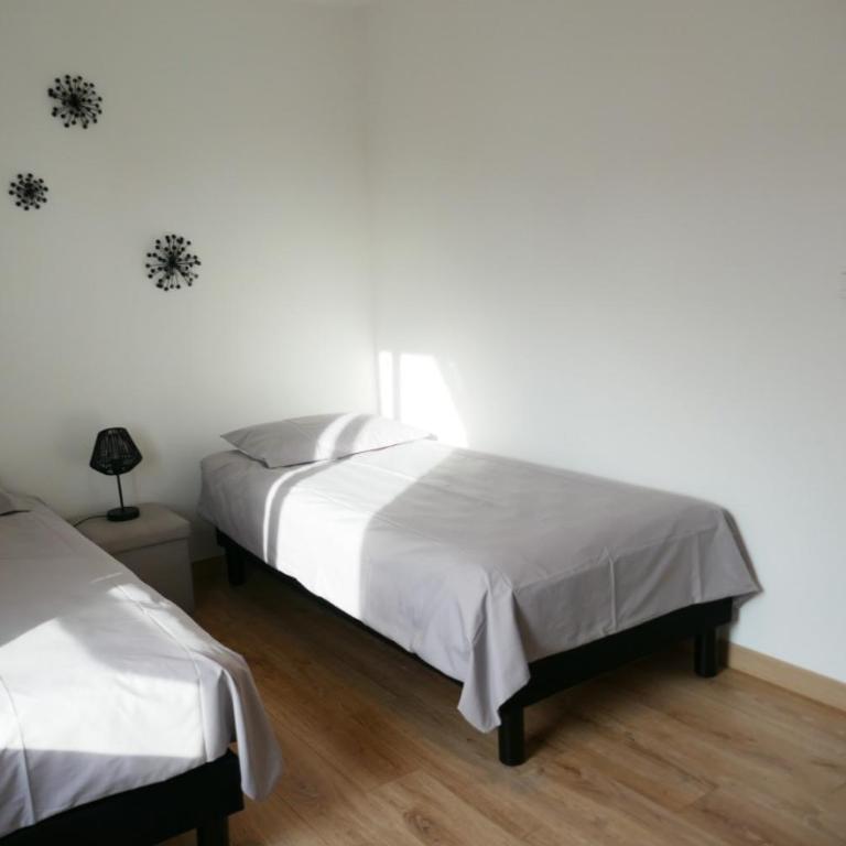 Les Pivoines Maison climatisée, proximité mer, plages et forêts - Maison 2 Chambres - 10