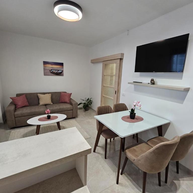Kristina lux apartment - One-Bedroom Apartment - 3