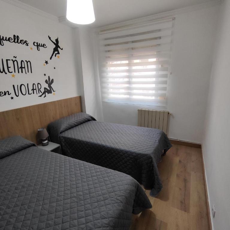 Apartamentos avenida de la paz 3 - Apartamento de 3 dormitorios - 1