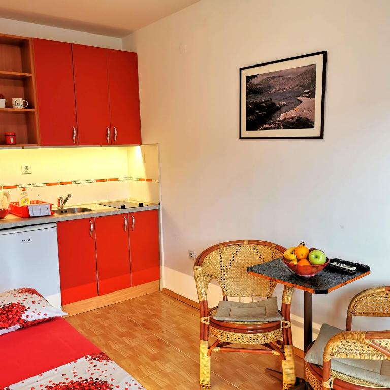 Durakovic Apartments - Studio with Sea View - 7