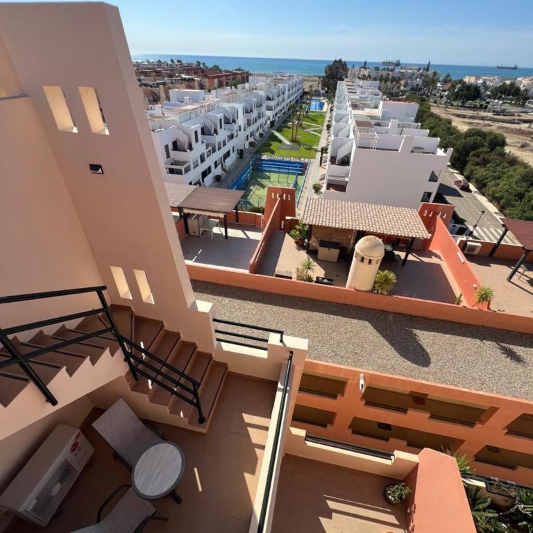 Ático con vistas al mar y piscina privada - Apartamento Deluxe de 2 dormitorios - 28