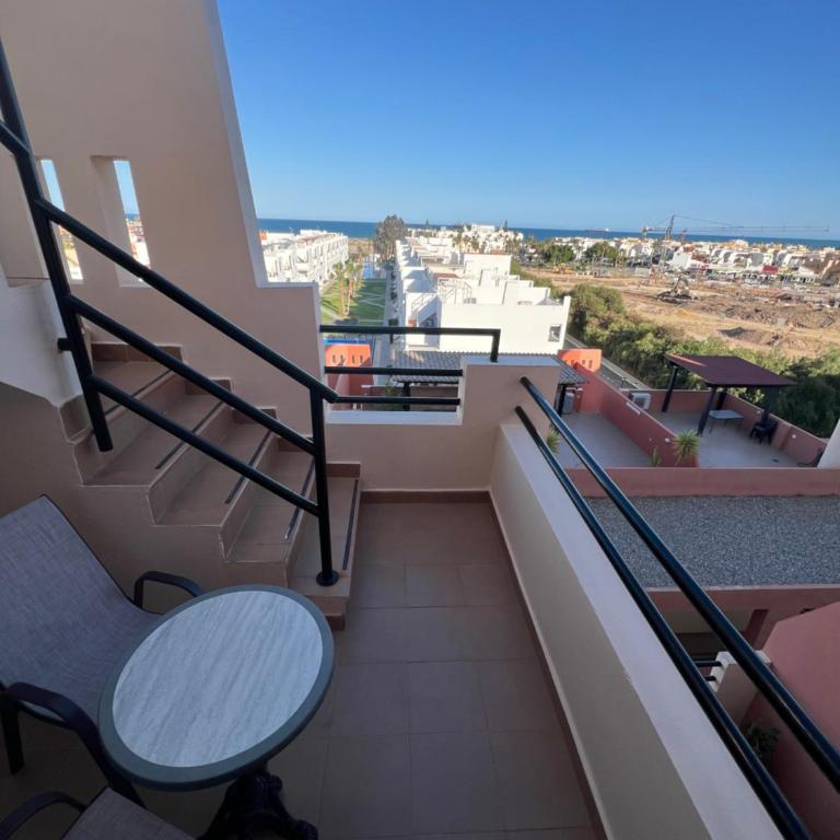Ático con vistas al mar y piscina privada - Apartamento Deluxe de 2 dormitorios - 5