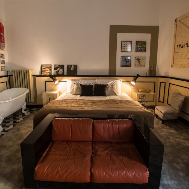 AdAstra Suites - Camera Matrimoniale Deluxe - 13