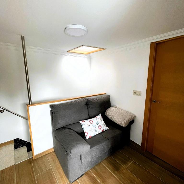 Casa Yanira - Four-Bedroom House - 13