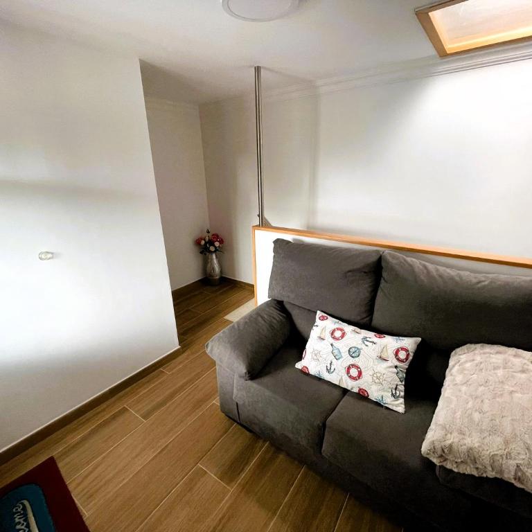 Casa Yanira - Four-Bedroom House - 12