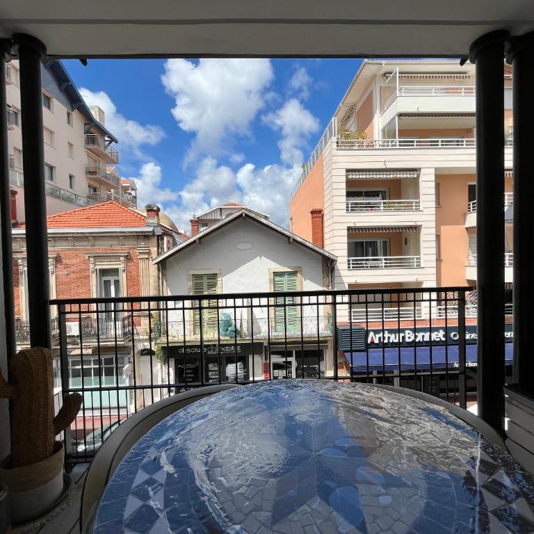 Arcachon Centre : T2 avec Parking, Loggia et Proche Plage - FR-1-319-566 - Apartment - 13