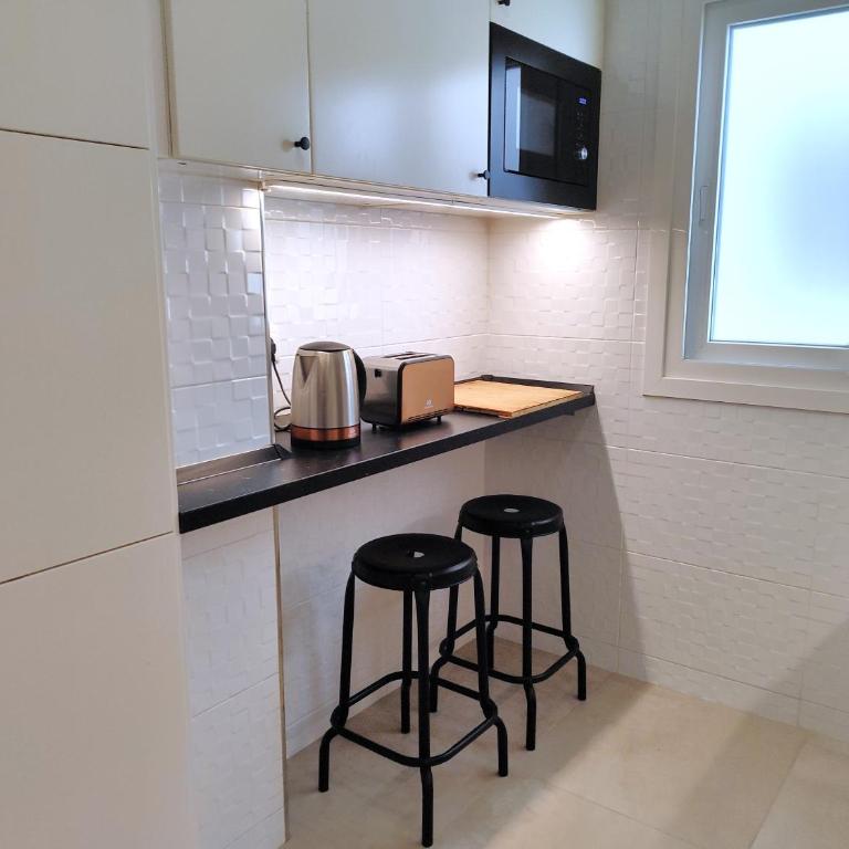 Evans Realty AR Moderno & Centro & Playa &Terraza - Three-Bedroom Apartment - 22