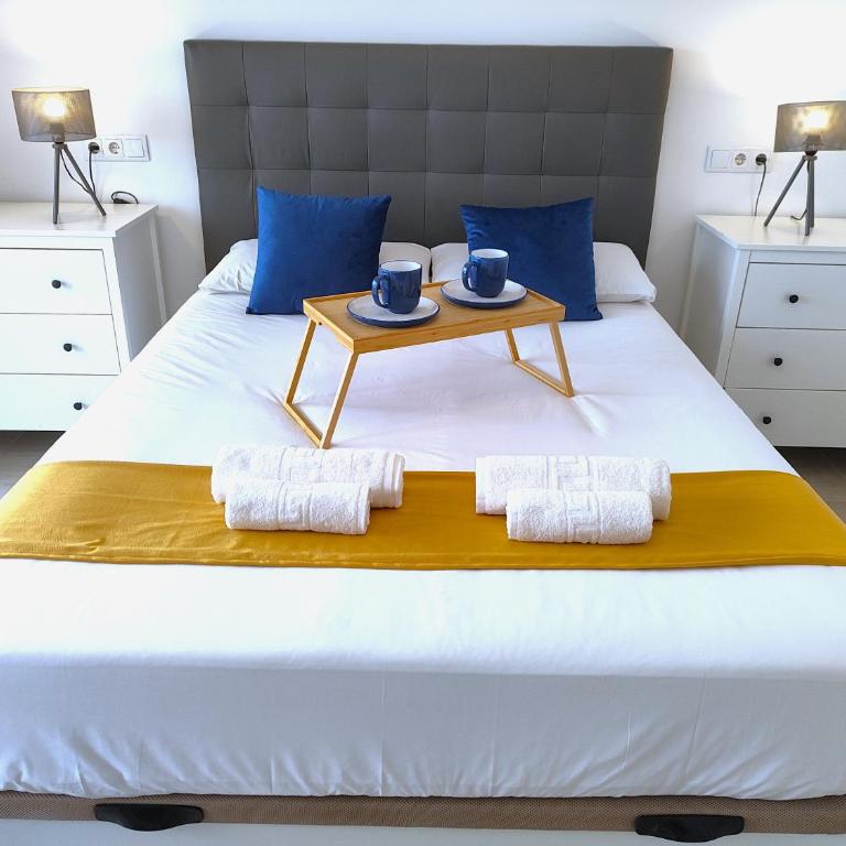 Evans Realty AR Moderno & Centro & Playa &Terraza - Three-Bedroom Apartment - 14