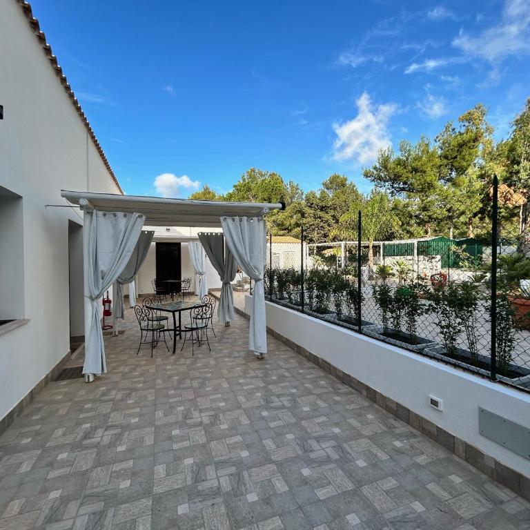 L'oasi Una Pineta Sul Mare - Camera Matrimoniale con Patio - 9
