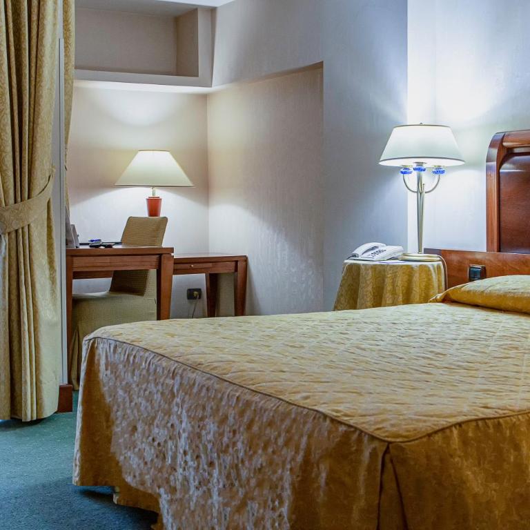 Hotel Pineta Palace - Superior Double Room - 5