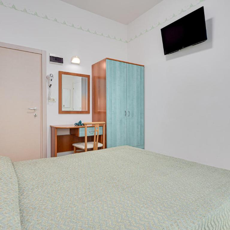 Hotel Gaia - Doppelzimmer mit Meerblick - 4