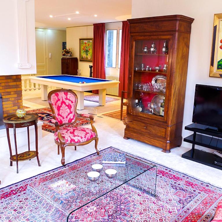 Trois Conils - Localisation exceptionnelle 3 chambres 3 salles de bain Parking - Appartement 3 Chambres - 5