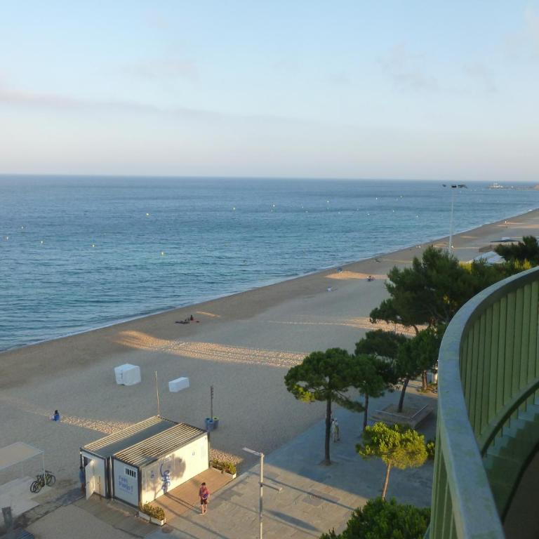 Apartamento sobre la playa con parking - Apartamento de 2 dormitorios - 4